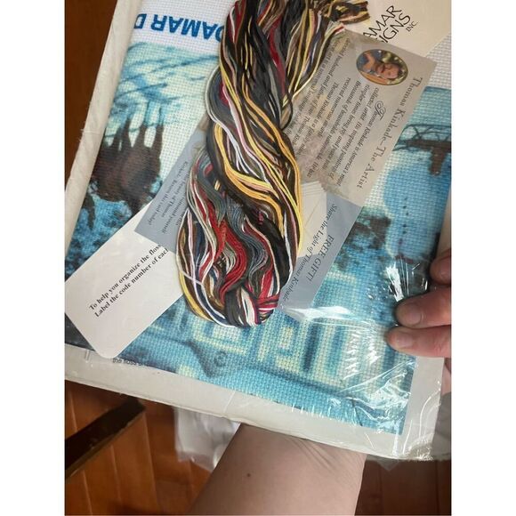 VTG Home for the Holidays Cross Stitch Kit Thomas Kinkade NIP New Christmas - Picture 2 of 2